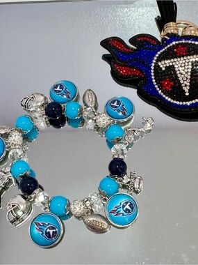 New Stretchy Charm Bracelet & Keychain Set